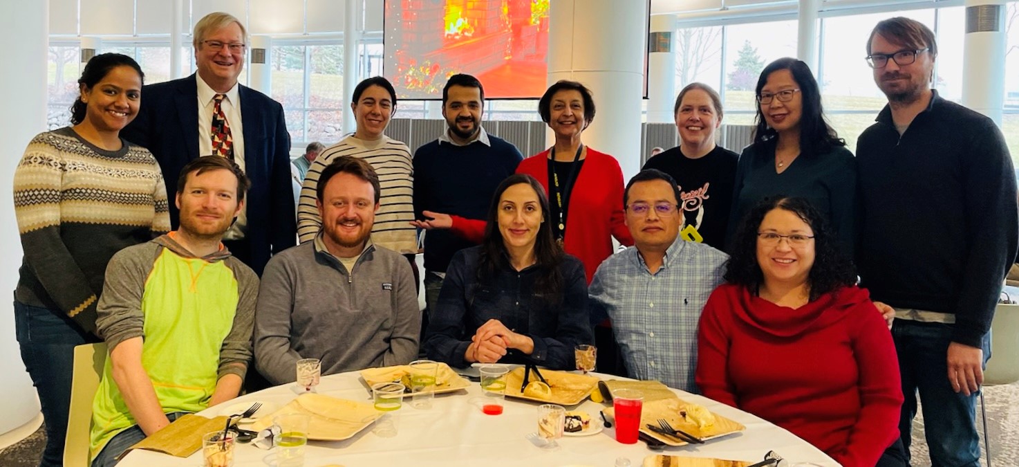 ParkosNusrat lab Holiday Party 2022.jpg